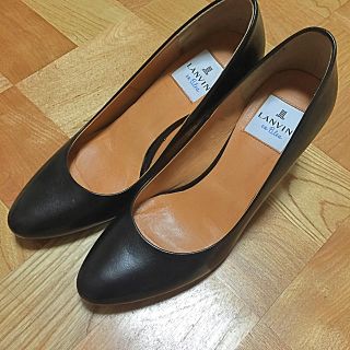 ランバンオンブルー(LANVIN en Bleu)のLANVIN パンプス22.5(ハイヒール/パンプス)