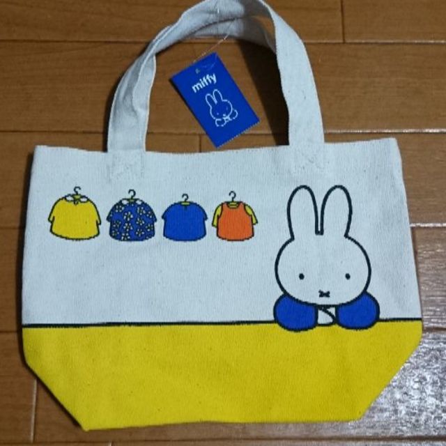 しまむら しまむら ミッフィー ミニ トートバッグの通販 By ごま S Shop シマムラならラクマ しまむら しまむら ミッフィー ミニ トートバッグの通販 By ごま S Shop シマムラならラクマ