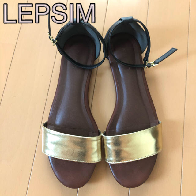 LEPSIM(レプシィム)のLEPSIM◆レプシム　ストラップサンダル　ペタンコサンダル レディースの靴/シューズ(サンダル)の商品写真