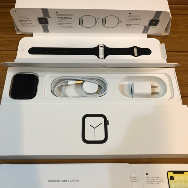 Apple Watch(アップルウォッチ)の交渉可 Apple Watch Series 4 GPS アルミニウム 44mm メンズの時計(腕時計(デジタル))の商品写真