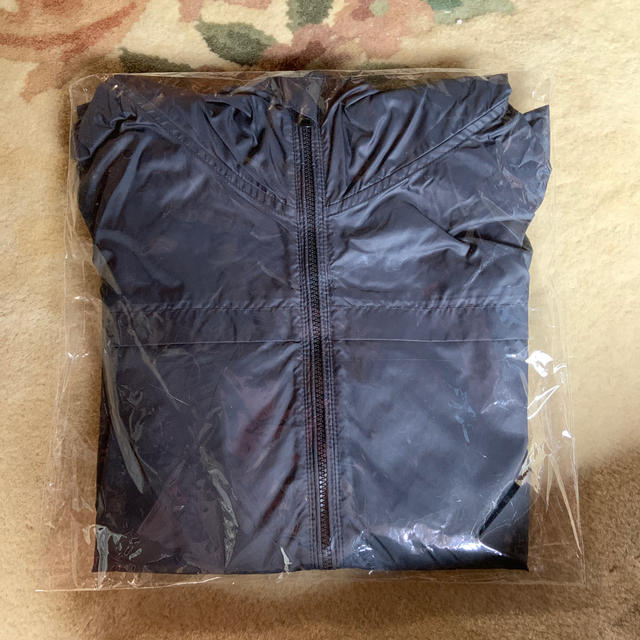 UNIQLO(ユニクロ)のナイロンジャケット　 レディースのジャケット/アウター(ナイロンジャケット)の商品写真