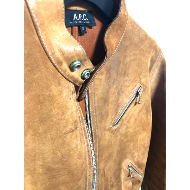 A.P.C(アーペーセー)のA.P.C. アーペーセー レザー ライダーズ ジャケット レディースのジャケット/アウター(ライダースジャケット)の商品写真