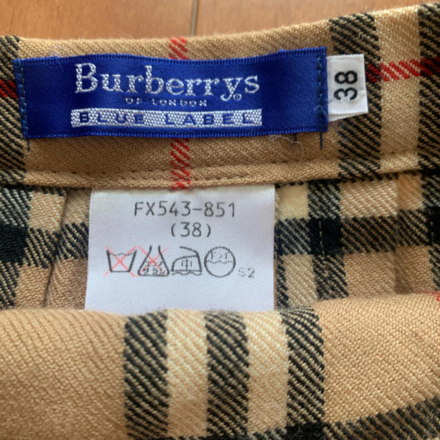 BURBERRY(バーバリー)のバーバリー　スカート Burberry チェックスカート レディースのスカート(ひざ丈スカート)の商品写真