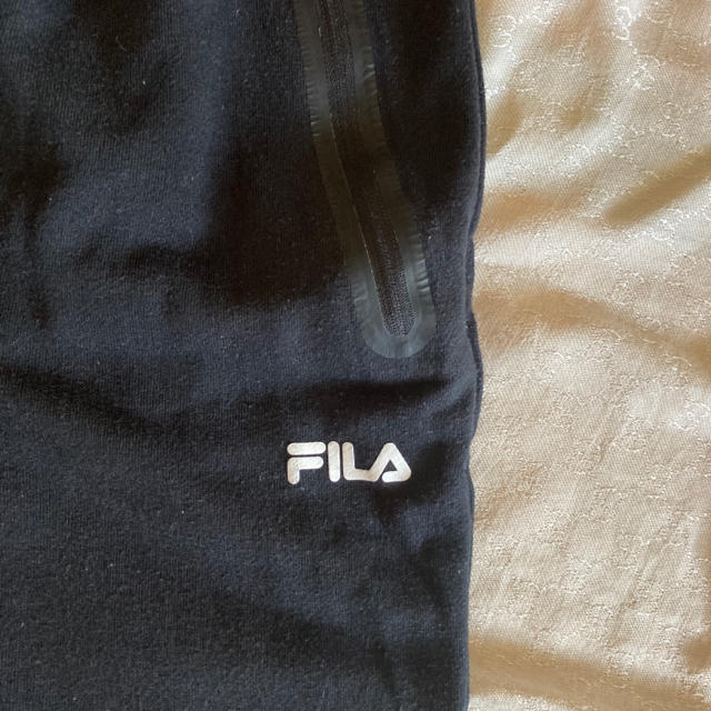 FILA(フィラ)の★FILA★ 7部丈　スウェット メンズのパンツ(デニム/ジーンズ)の商品写真