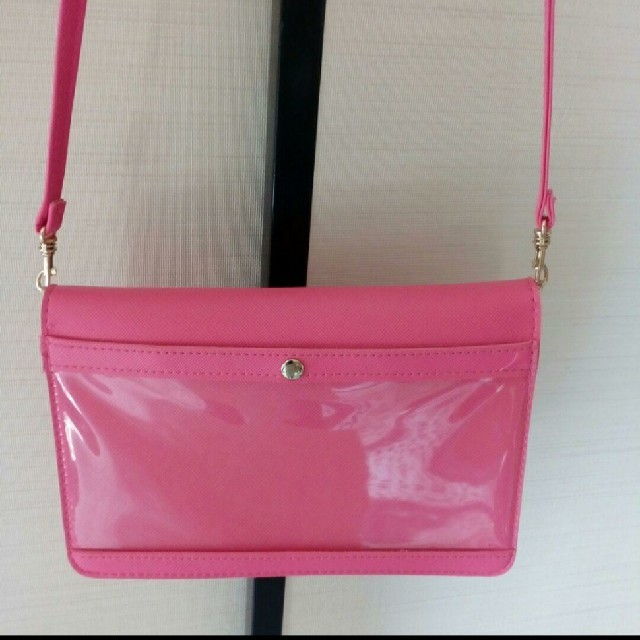 CLATHAS(クレイサス)の値下げ不可　新品　クレイサス　ピンク　ショルダーバッグ レディースのバッグ(ショルダーバッグ)の商品写真