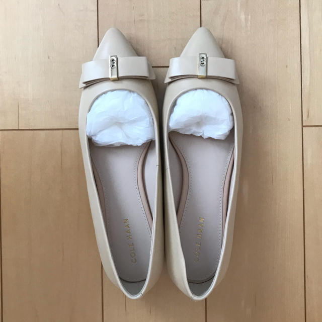 Cole Haan(コールハーン)の【専用です】Cole Haan elsie bow skimmer  レディースの靴/シューズ(ハイヒール/パンプス)の商品写真