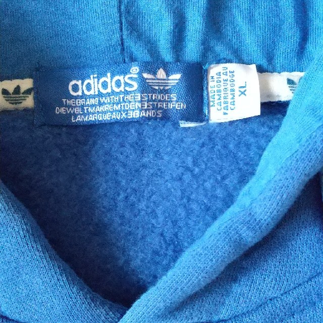 adidas パーカー