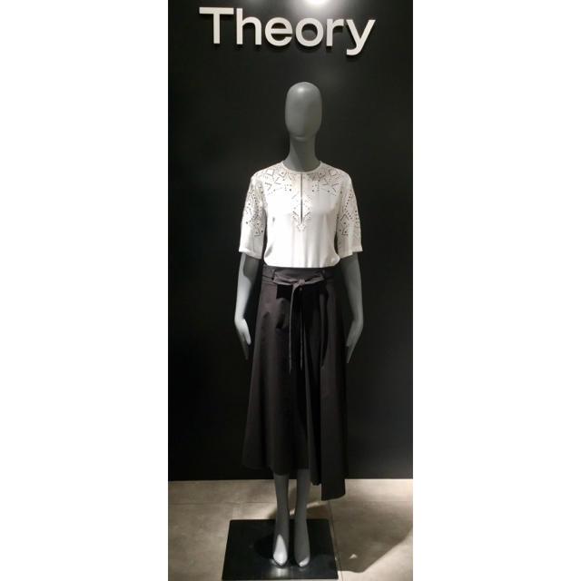 Theory アシンメトリーフレアスカート