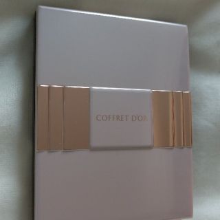 カネボウ(Kanebo)のCOFFRET D'OR ヌーディインプレッションアイズ04ピンクベージュ状態良(アイシャドウ)