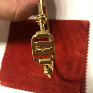 フェラガモ(Ferragamo)の専用　フェラガモ　バングルのみ(ブレスレット/バングル)