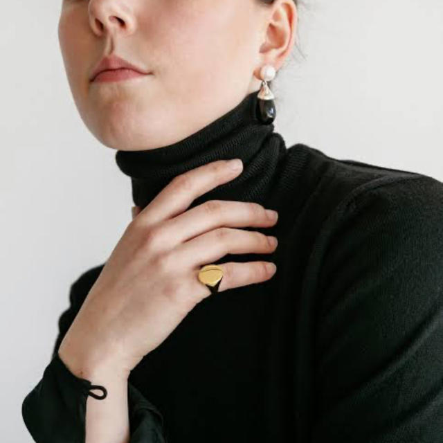 BARNEYS NEW YORK(バーニーズニューヨーク)のsophie buhai large signet ring 11号70000円 レディースのアクセサリー(リング(指輪))の商品写真