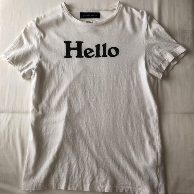 MADISONBLUE(マディソンブルー)のMADISONBLUE マディソンブルー　HELLO Tシャツ レディースのトップス(Tシャツ(半袖/袖なし))の商品写真