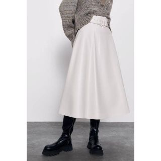 ザラ(ZARA)のzara / レザー風フレアーミディスカート(ロングスカート)