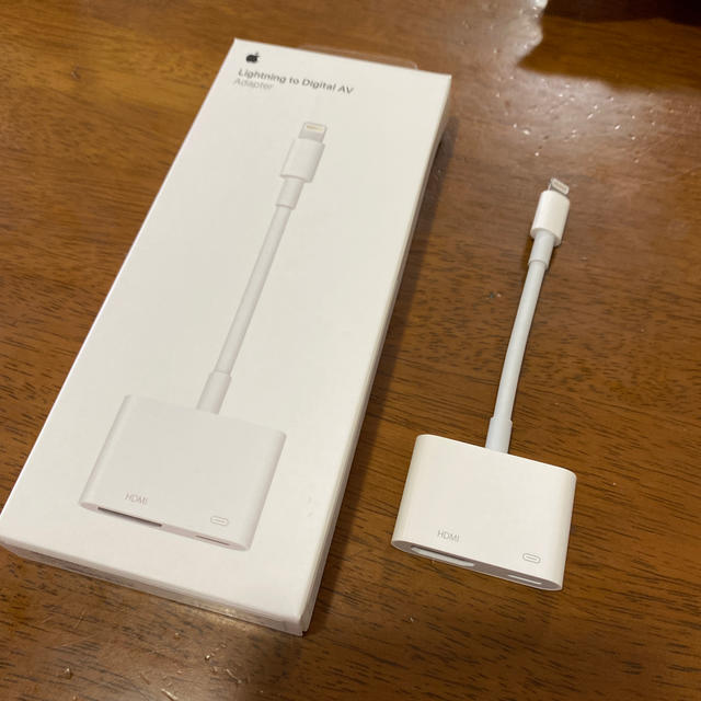 Apple(アップル)のApple純正 lightning HDMI AVアダプター スマホ/家電/カメラのテレビ/映像機器(映像用ケーブル)の商品写真