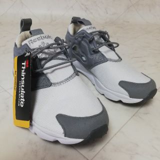 新品!!Reebok リーボック ヒューリーライト スニーカー 23cm