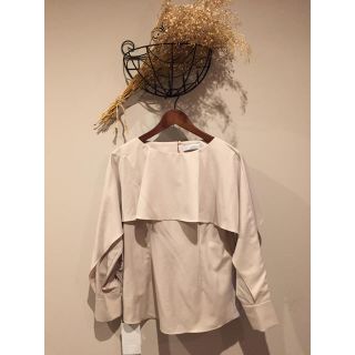 BARNEYS NEW YORK（シャツ/ブラウス(長袖/七分) ・ ベージュ系