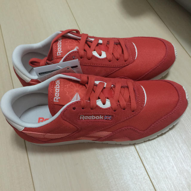 Reebok(リーボック)の新品♡リーボック♡スニーカー レディースの靴/シューズ(スニーカー)の商品写真