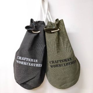 craftsmanロゴダッフルバッグ　キャンバス地　ショルダーバッグ カーキ(ショルダーバッグ)