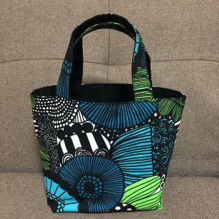 マリメッコ(marimekko)の【marimekko】ハンドメイド バッグ❁②(バッグ)