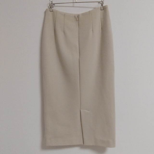 STYLE DELI(スタイルデリ)のSTYLE DELI アイボリータイトスカート レディースのスカート(ロングスカート)の商品写真