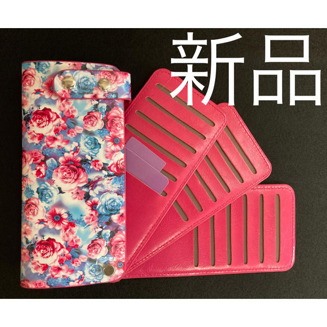 値下げ‼️コンパクト 花柄スライドカードケース　収納枚数36枚 レディースのファッション小物(財布)の商品写真