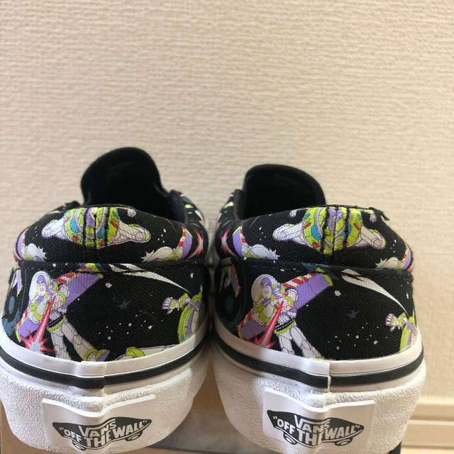 VANS(ヴァンズ)の新品！VANS 19㎝ バズ　スニーカー  スリッポン キッズ/ベビー/マタニティのキッズ靴/シューズ(15cm~)(スニーカー)の商品写真