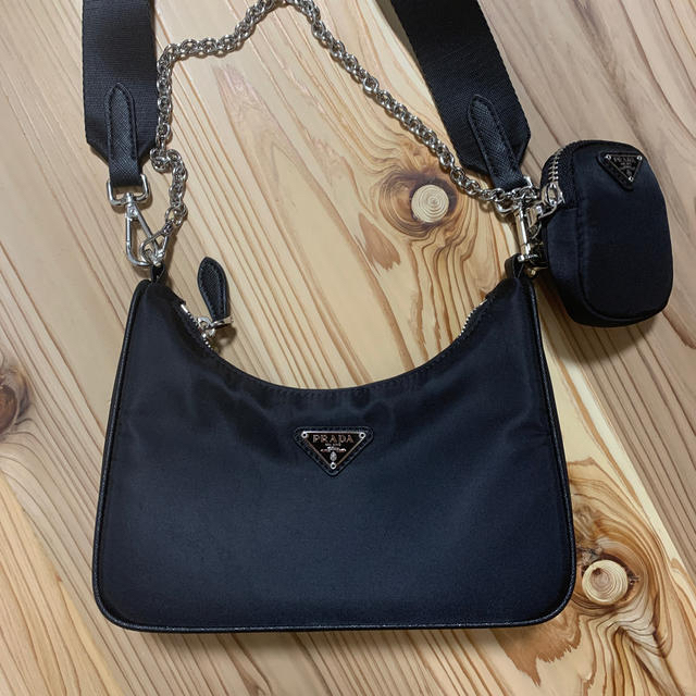 PRADA - PRADA ショルダーバッグの通販 by 桃太郎's shop|プラダなら