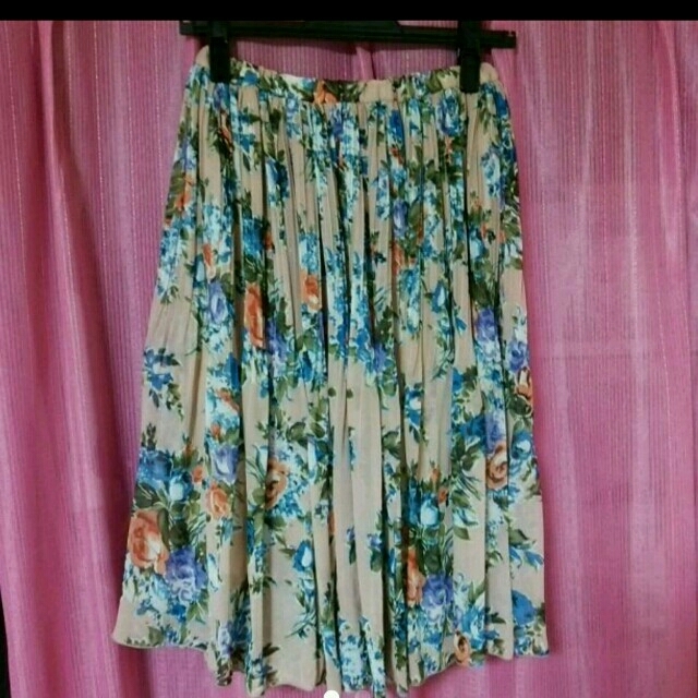 UNRELISH(アンレリッシュ)のUNRELISH♥プリーツスカート レディースのスカート(ひざ丈スカート)の商品写真