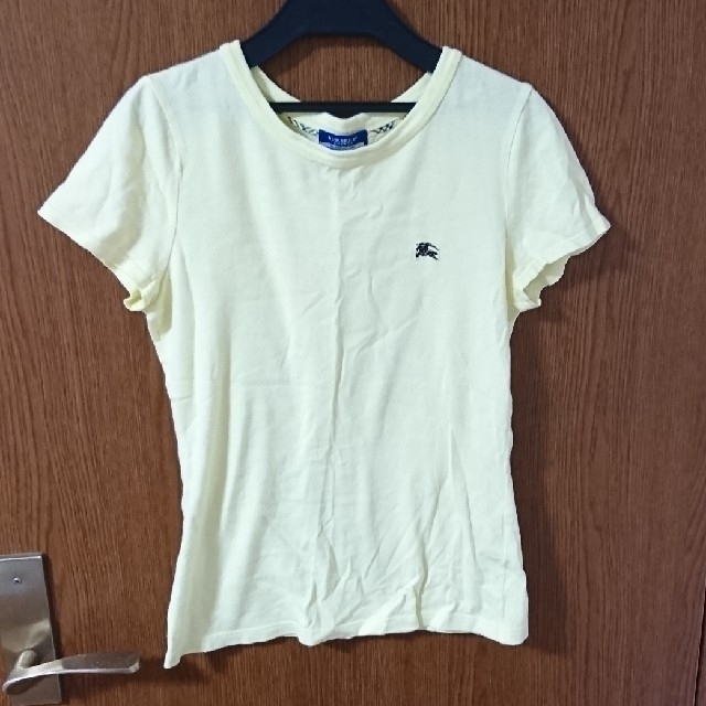 BURBERRY BLUE LABEL(バーバリーブルーレーベル)のBURBERRY BLUE LABEL  Tシャツ (イエロー) レディースのトップス(Tシャツ(半袖/袖なし))の商品写真