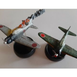 カイヨウドウ(海洋堂)の1/144　ワールドウイングスミュージアム　海洋堂　零戦　２機セット(模型/プラモデル)