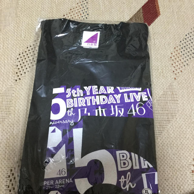 乃木坂46(ノギザカフォーティーシックス)の乃木坂46 5周年　 birthday Live Tシャツ　新品　未開封 メンズのトップス(Tシャツ/カットソー(半袖/袖なし))の商品写真