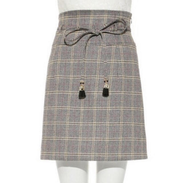 Lily Brown(リリーブラウン)のLily Brown(リリーブラウン)☆チェック台形スカート レディースのスカート(ミニスカート)の商品写真