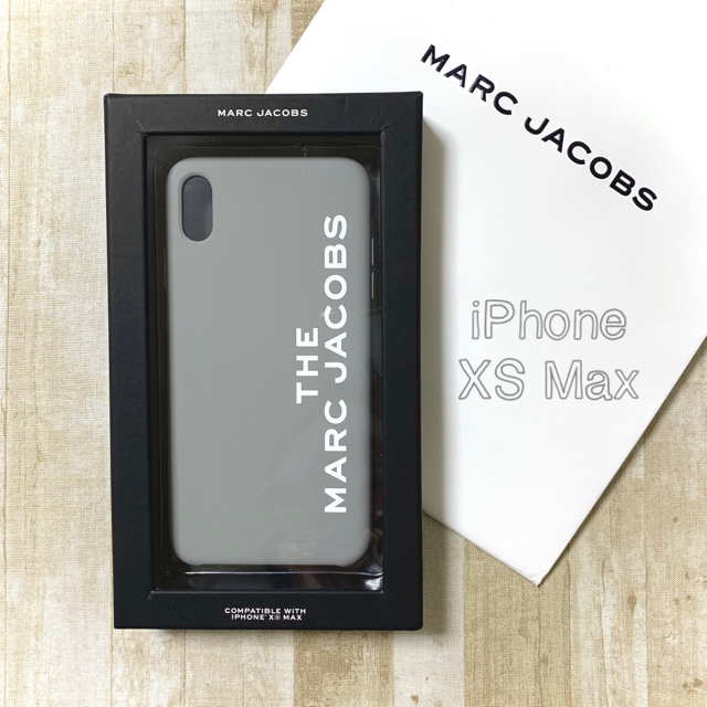 MARC JACOBS(マークジェイコブス)の新品未使用  マークジェイコブス グレー iPhone XS Maxケース スマホ/家電/カメラのスマホアクセサリー(iPhoneケース)の商品写真