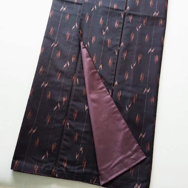 【宙太様専用】トールサイズ 着物 身丈166cm 古代久米織紬   レディースの水着/浴衣(着物)の商品写真