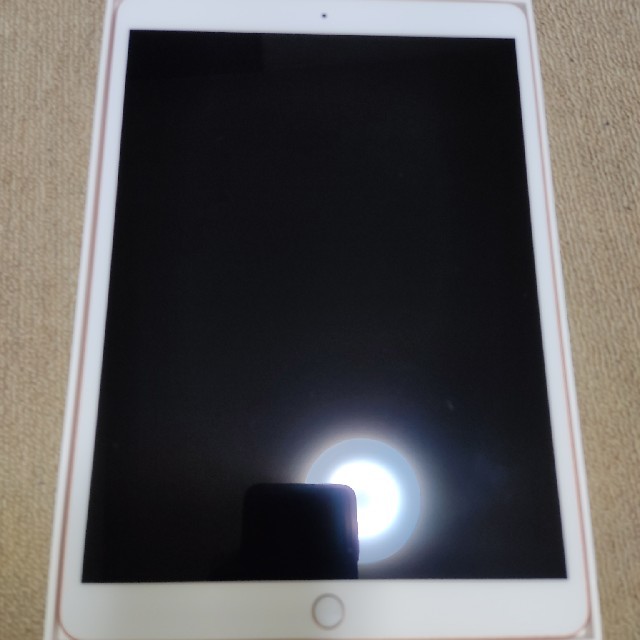 iPad Air 3　Wi-Fi　64GB GOLD　2019 1