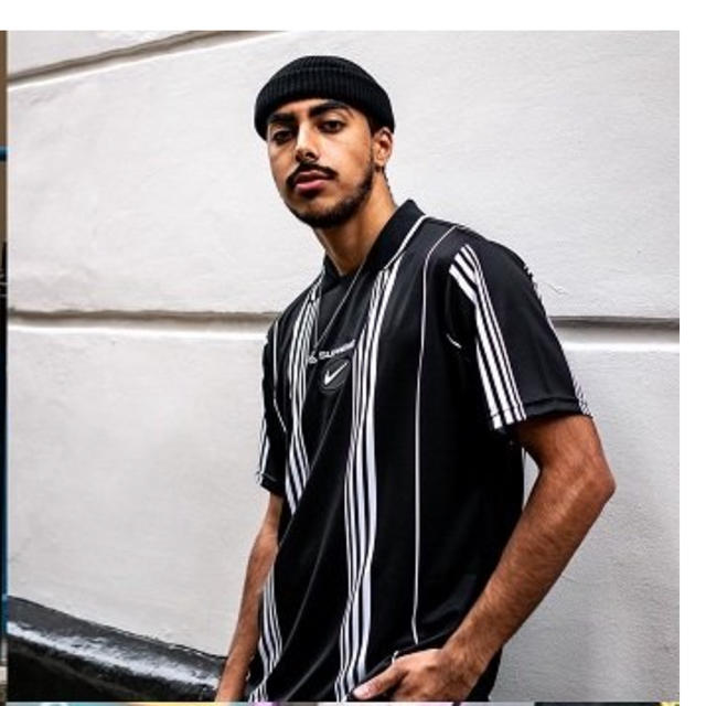 Supreme Nike Stripe Soccer JerseyBlack M