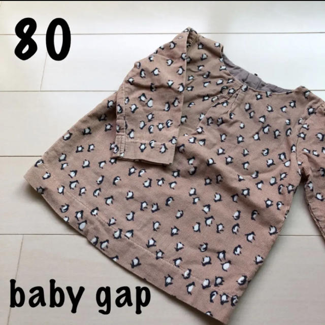 babyGAP(ベビーギャップ)のお値下げbaby gap ペンギン柄　トップス　80  コーデュロイ キッズ/ベビー/マタニティのベビー服(~85cm)(シャツ/カットソー)の商品写真