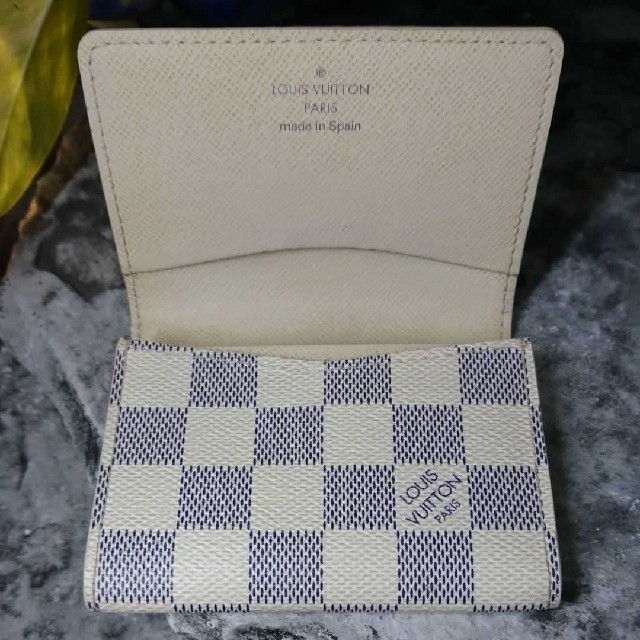 LOUIS VUITTON(ルイヴィトン)の【LOUIS VUITTON】ルイヴィトンダミエアズールカードケース【美中古】 レディースのファッション小物(名刺入れ/定期入れ)の商品写真