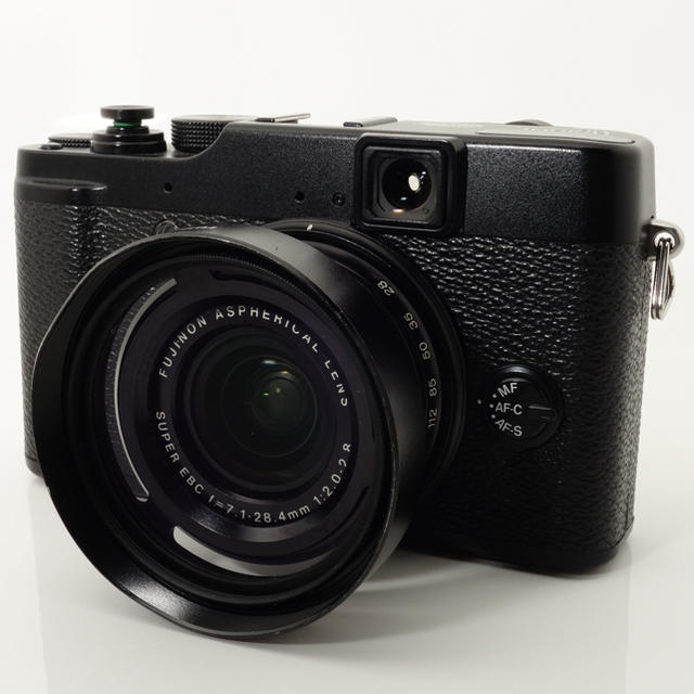 FOR SALE FUJIFILM X10 (Original from Japan) :- Bought used