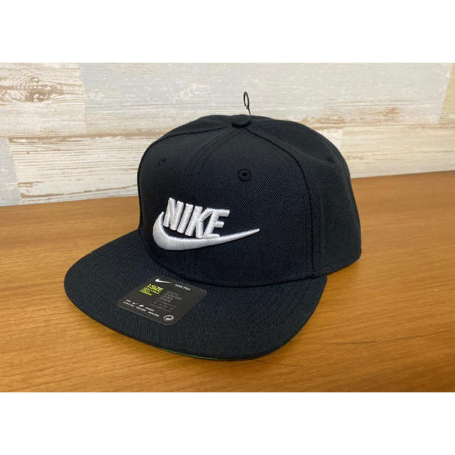 NIKE(ナイキ)の新品 NIKE ナイキ ジュニア プロ キャップ 子供 帽子 ブラック　黒 キッズ/ベビー/マタニティのこども用ファッション小物(帽子)の商品写真