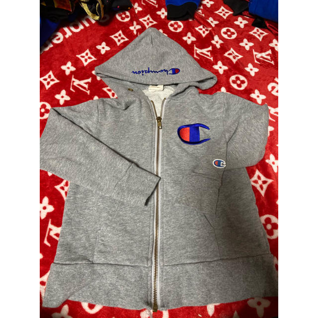 Champion(チャンピオン)のチャンピオン パーカー キッズ/ベビー/マタニティのキッズ服男の子用(90cm~)(ジャケット/上着)の商品写真