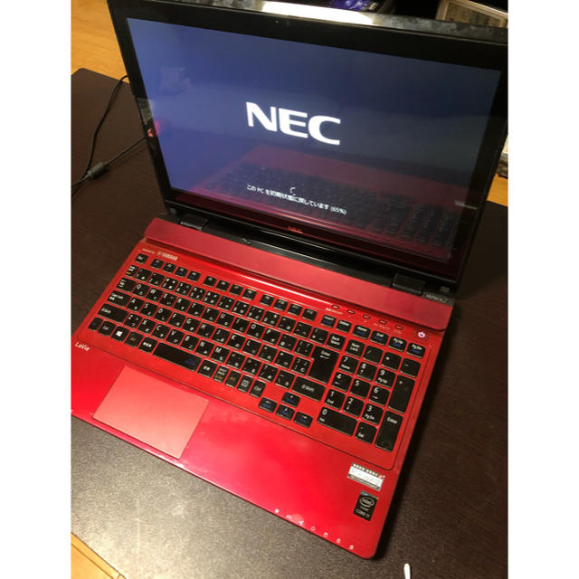 美品・キレイな白・新品8GB・新品SSD256・安心のNEC【ノートパソコン】