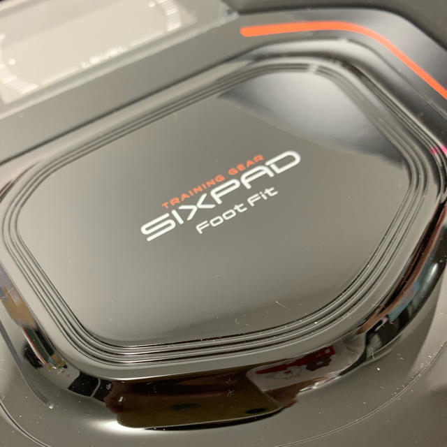 SIXPAD(シックスパッド)の【値下げ】シックスパッド フットフィット　SIXPAD Foot Fit スポーツ/アウトドアのトレーニング/エクササイズ(トレーニング用品)の商品写真