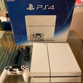 プレイステーション4(PlayStation4)の即日発送！　極美品！　PlayStation 4 500GB PS4(家庭用ゲーム機本体)