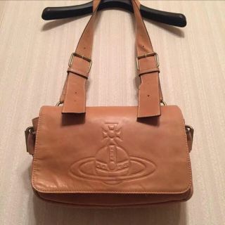 ヴィヴィアンウエストウッド(Vivienne Westwood)のヴィヴィアンウエストウッド　アコードフラップショルダー(ショルダーバッグ)