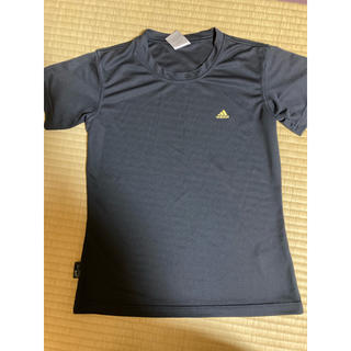 アディダス(adidas)のadidasTシャツ(Tシャツ(半袖/袖なし))