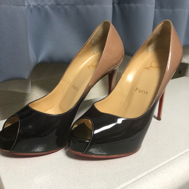 Christian Louboutin(クリスチャンルブタン)の美品クリスチャンルブタン   New Very Prive パンプス レディースの靴/シューズ(ハイヒール/パンプス)の商品写真