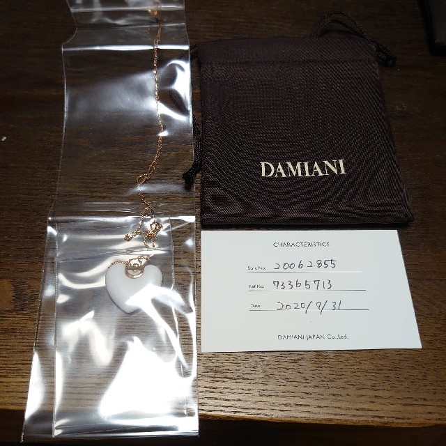 Damiani(ダミアーニ)の未開封 DAMIANI ハート 白 レディースのアクセサリー(ネックレス)の商品写真