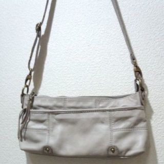 ナチュラルビューティーベーシック(NATURAL BEAUTY BASIC)のグレージュ 収納沢山 2way かっこいい レザー ショルダーバッグ 大人可愛い(ショルダーバッグ)