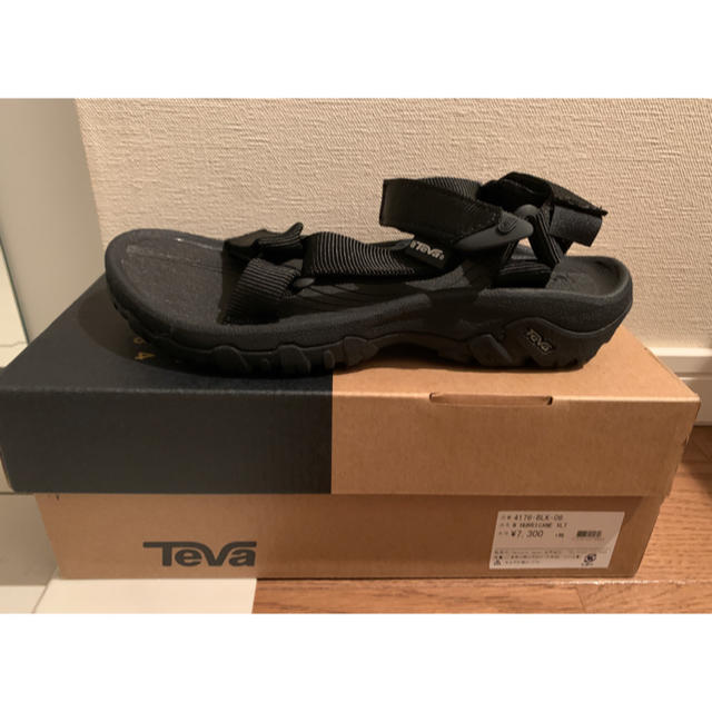 Teva(テバ)の新品未使用★TEVA（テバ）HURRICANE ハリケーン XLT サンダル レディースの靴/シューズ(サンダル)の商品写真